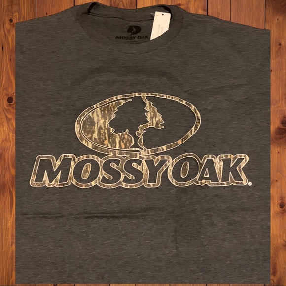 Mossy Oak Camo Brand Hunting Logo Shirt Real Tree Realtree American Patriotic - Picture 2 of 5